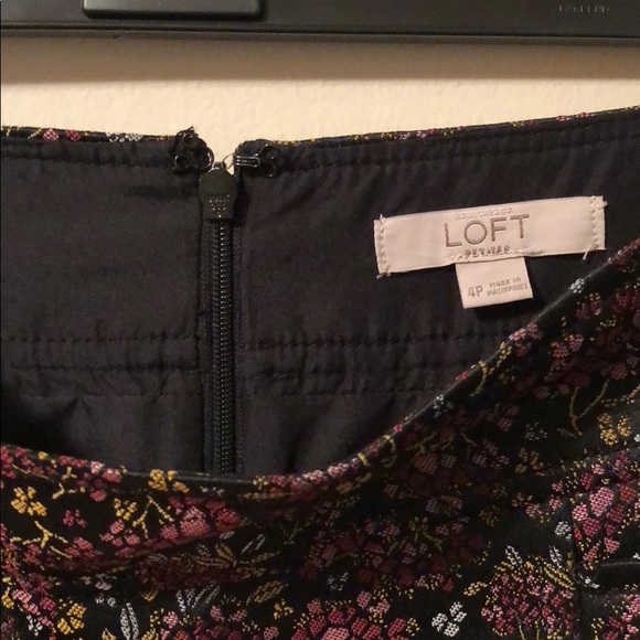 Petite Hydrangea Shift Skirt - Picture 5 of 6